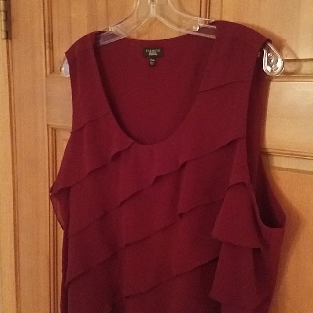 Talbots Plus Size Petite Sleeveless Maroon Blouse